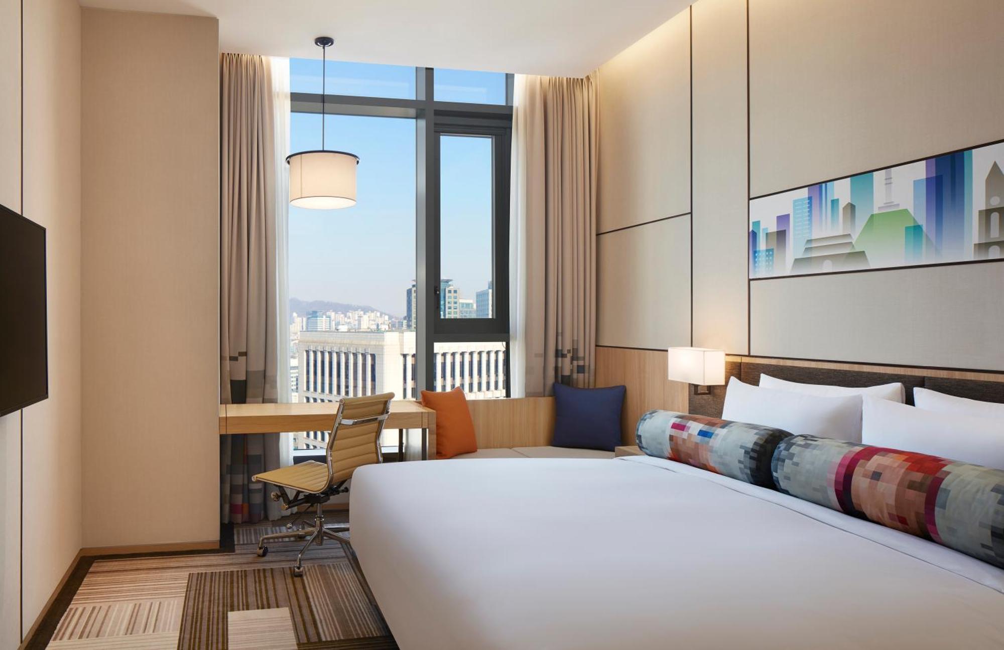 Hotel Aloft Myeongdong 4*